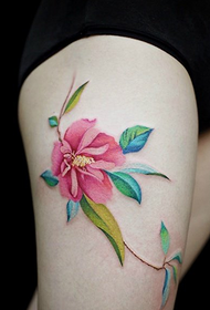 binti Kahit ang lila at maliit na sariwang pattern ng tattoo