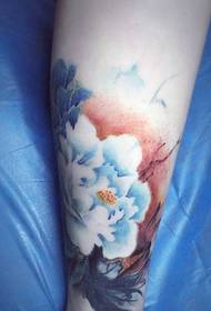 beautiful delicate leg flower tattoo
