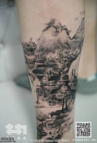 Tatuaje en tatuaje de tinta chinesa