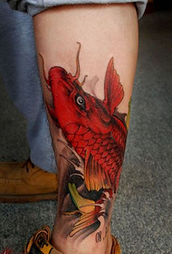 noga crvenkasto smeđa lijepa zgodna arowana tetovaža uzorak