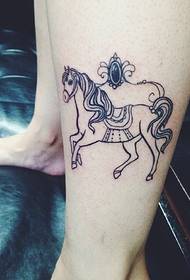 Cute black and white horse tattoo makes your legs no longer monotonous