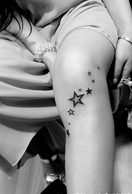 beauty knees on small stars tattoo pattern