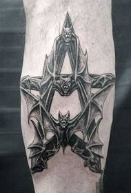 Amazing leg bat tattoo figure