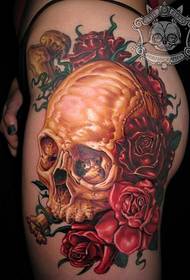 weiblech Been Moud Trend Skull Tattoo