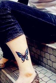 patrón de tatuaxe de mariposa de cor becerro de beleza