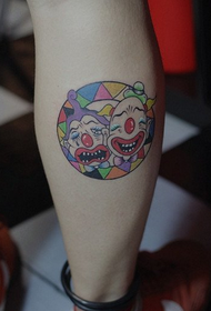 djevojka tele klasični klaun plače lice i osmijeh lice tetovaža uzorak
