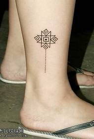 Leg totem tattoo pattern