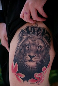 ben lejon krona tatuering mönster