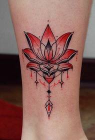 leg watercolor The lotus tattoo picture is very beautiful