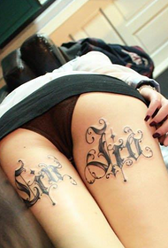 kojos graži gotikinė tatuiruotė 39592 kojų mados graži penkiakampė žvaigždė su raidės tatuiruote