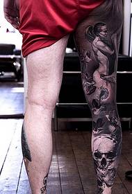 leg flower legs European and American tattoo pattern