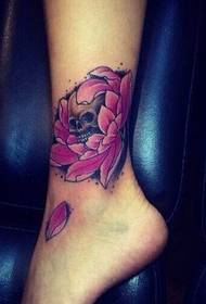 beautiful leg personality color rose skull tattoo pattern