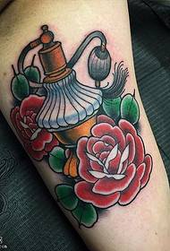 Uzorak za tetoviranje bočice lijeka od teleće ruže