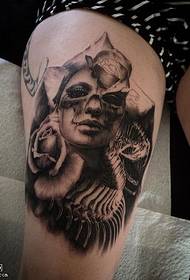 Patró de tatuatge de bellesa d’esquelet de cuixa