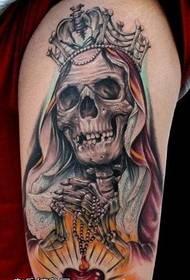 skull leg holding heart crown tattoo pattern