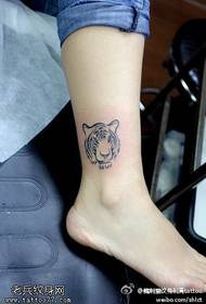 Leg tiger tattoo pattern