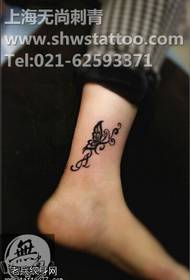 Maayo nga sumbanan nga tattoo sa butterfly