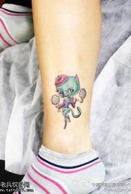 Iphethini le-kitten tattoo ekhishwe umoya we-kitten