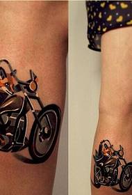 Mode dames benen gepersonaliseerde motorfiets tattoo patroon foto's