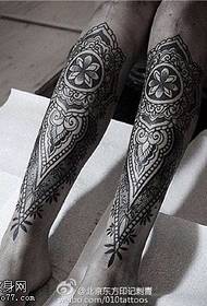 Calf point tattooed tattoo pattern
