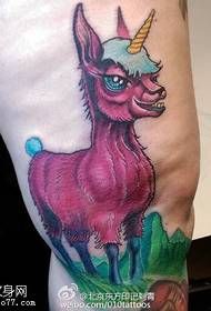 Tattoo unicorn ar an gcliath