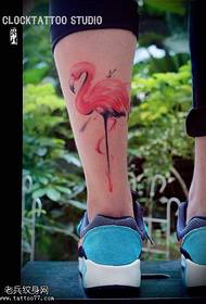 Prekrasan uzorak firebird tetovaža