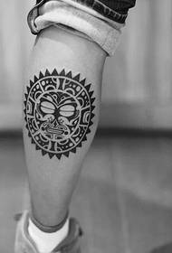 Stylish leg personality, good looking sun totem tattoo pattern picture