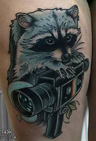 Thigh little squirrel tattoo pattern