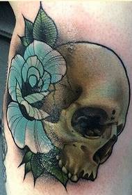 Personality leg skull rose tattoo pattern picture