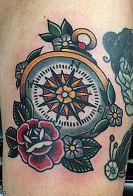 Lega kompaso tatuaje mastro