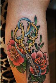 Personality Leg Scissors Rose Tattoo Pattern Recommended Picture