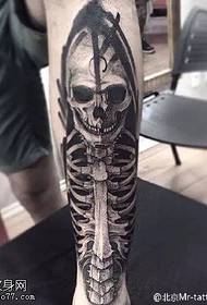 Scared skeleton skull tattoo pattern
