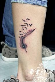 Delicate and beautiful feather tattoo pattern
