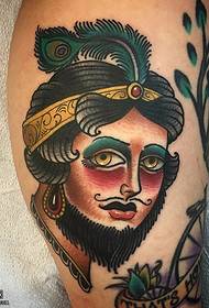 Vzorec tetovaže teleta kralja