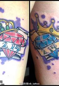 Leg color diamond crown tattoo picture