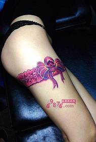 Sexy skull lace thigh tattoo picture