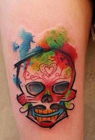 Imagem de trabalho de tatuagem de taro secante de cor de perna