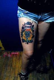 Europe and America sword thorn rose thigh tattoo picture