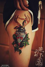 Leg color deer tattoo picture