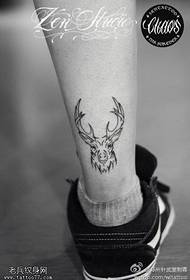 Kojos antilopės tatuiruotės rankraščio modelis