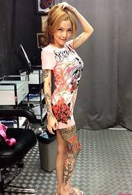 Domineering big flower legs tattoo beauty pictures