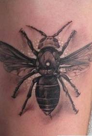 Alternative fly tattoo pattern picture