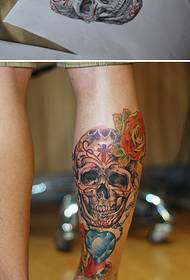 Meksikas Undead un okeāna sirds Titānika tetovējums