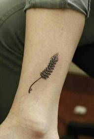 Photo de tatouage en épi de blé mûr