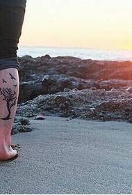 Girl legs beautiful big tree bird tattoo picture