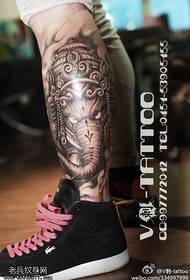 Ang mahabang buhay ng manlalaban ng panahon ng diyos tattoo pattern