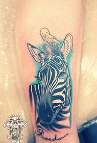 Tattoo show, recommend a leg zebra tattoo