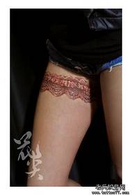 სექსუალური ლამაზი სილამაზის ფეხები მაქმანი tattoo ნიმუში