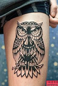 a leg owl tattoo pattern