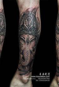 Priljubljen klasičen črno-beli vzorec tetovaže slona na nogi